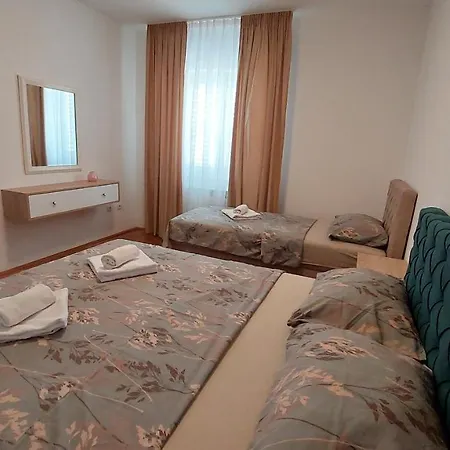 Kovac 2 * Τρέμπινιε