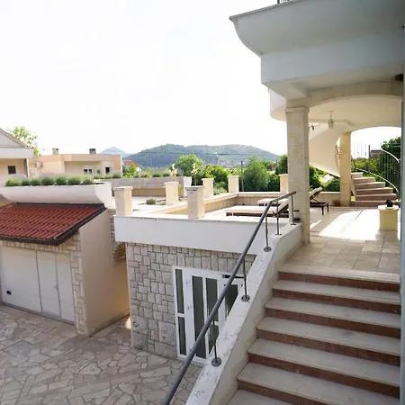 Διαμέρισμα Kovac 2 *