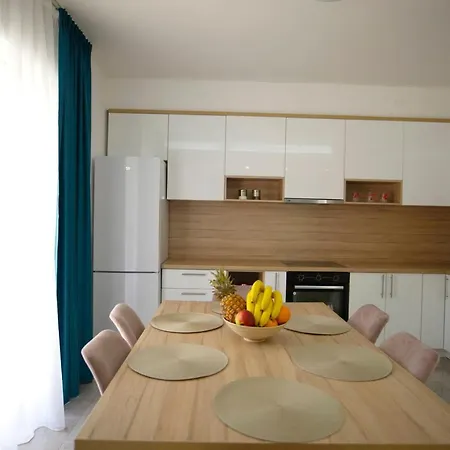Kovac 2 Apartment