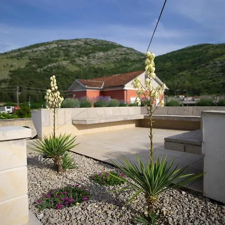 Apartment Kovac 2 *