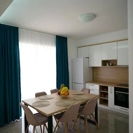 Kovac 2 Apartment *