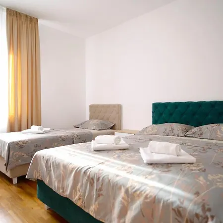 Kovac 2 Apartment *