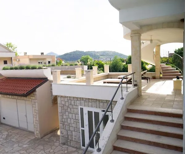 Apartament Kovac 2 *