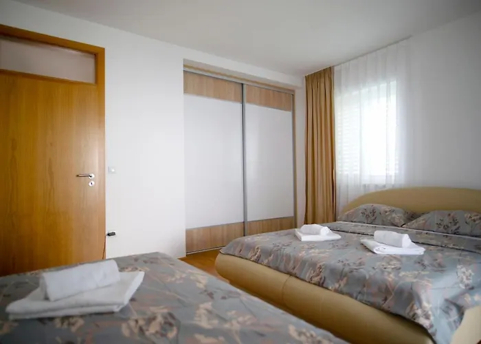 Kovac 2 公寓 特雷比涅