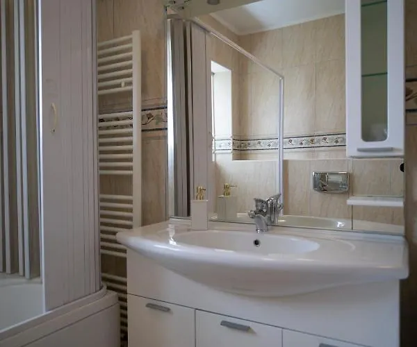 Kovac 2 特雷比涅